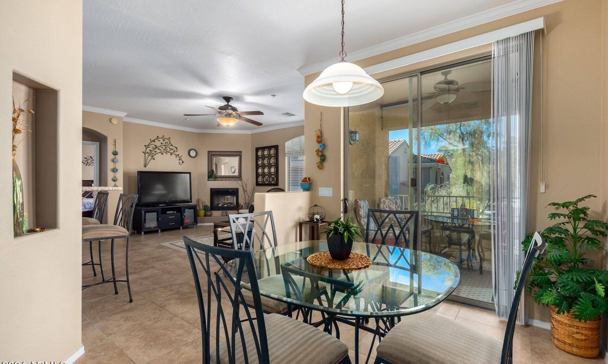 Provinces Master Community Condo | Gated Luxury Townhome Prime Chandler Location