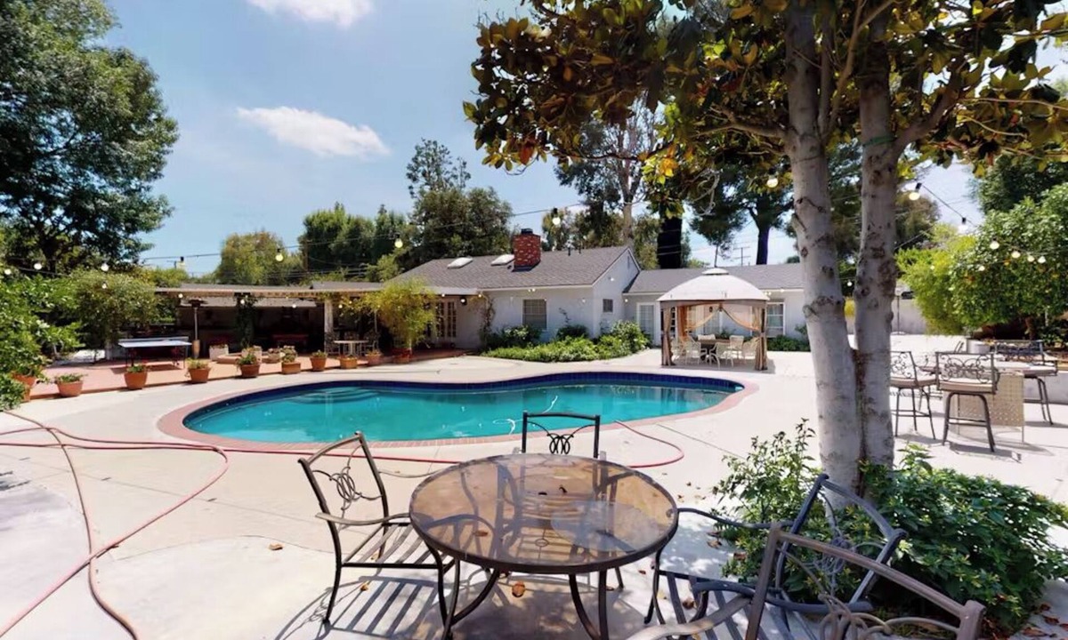 Woodland Hills House | Gated Ranch Home With Private Pool, Patio, WiFi & AC