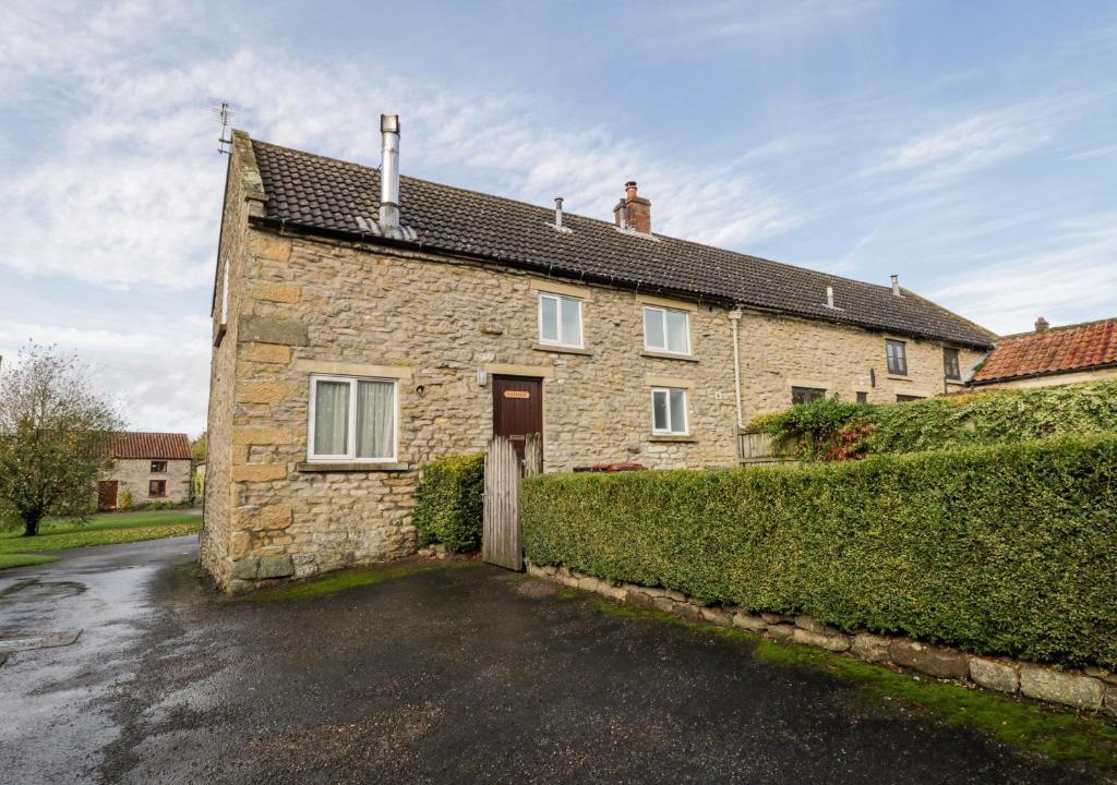 Newton-on-Rawcliffe House | Gateside