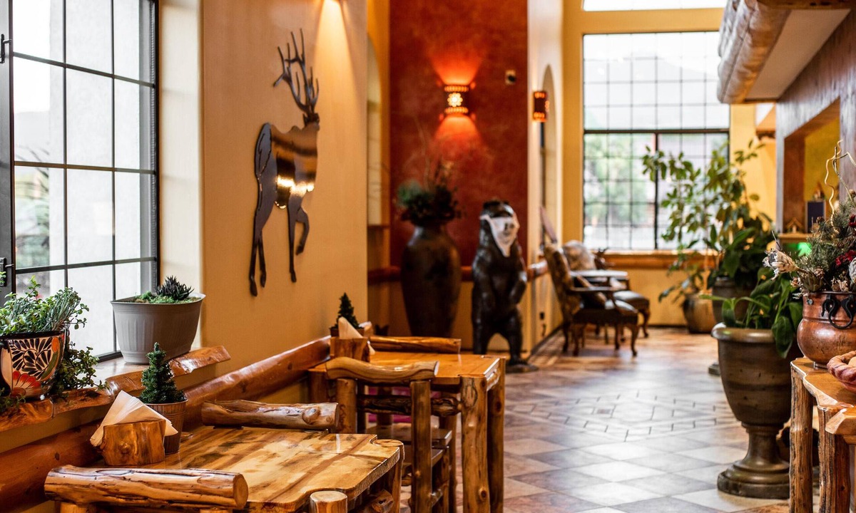 Salida Hotel | Gateway Inn And Suites