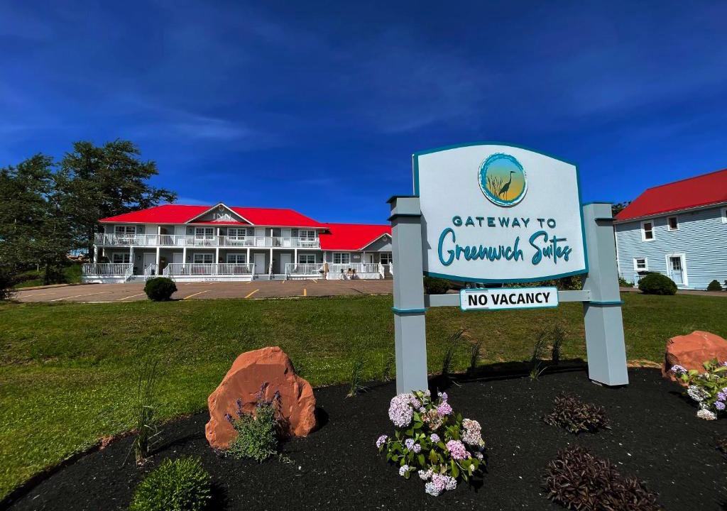 Saint Peters Bay Hotel | Gateway to Greenwich Suites