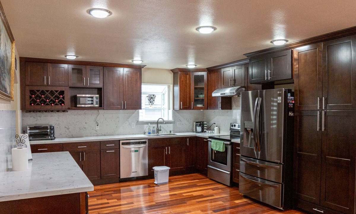 Rainier Valley House | Gateway to SEA! 5BED/3BA Home