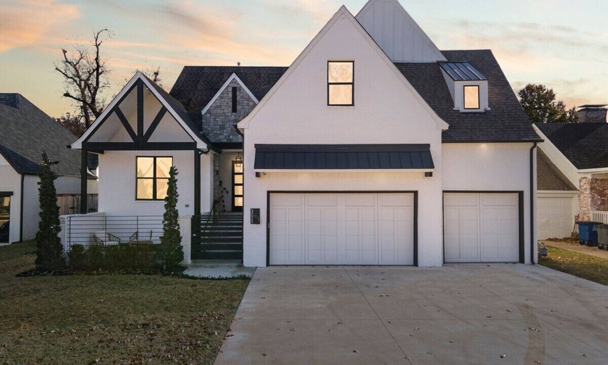 Deco District House | Gathering Place Luxury-Pool/Spa/OutdoorKitchen