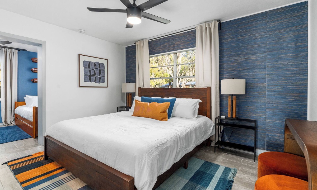 Gainesville House | Gator Grove