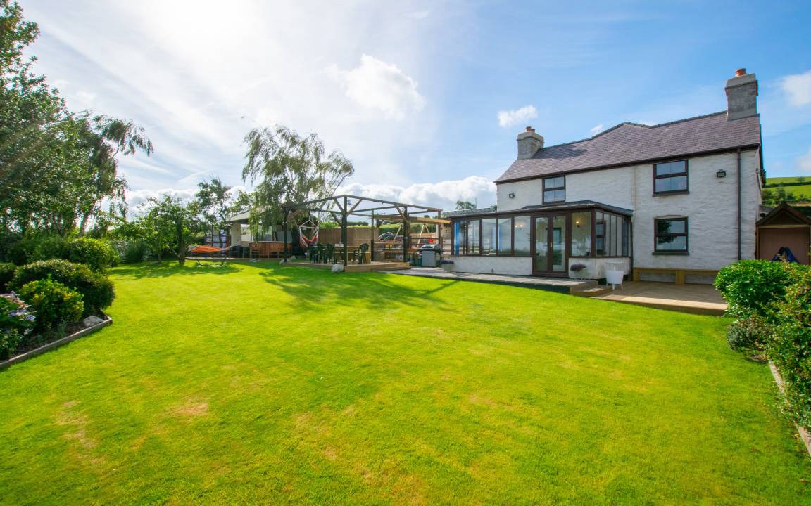 Denbigh House | Tan y Garth