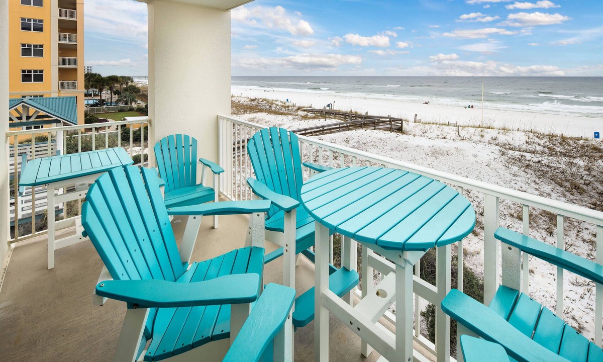 Fort Walton Beach Condo | GD 301: Seas the Day – Your Beachfront Paradise Awaits!