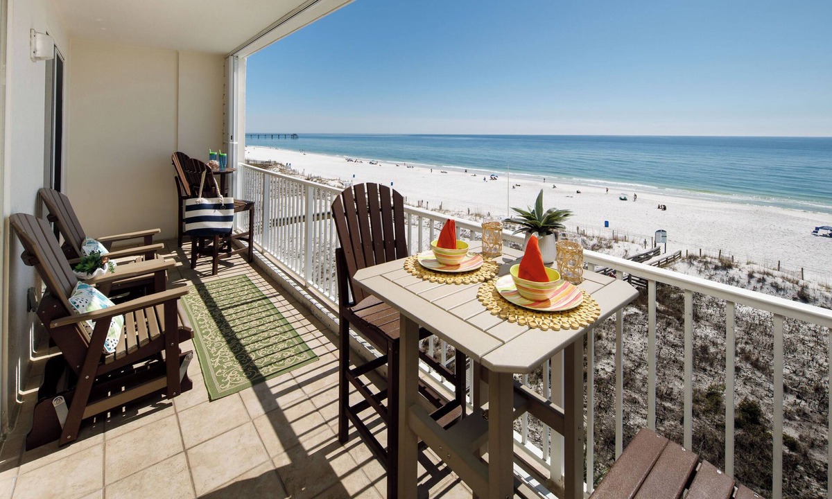 Fort Walton Beach Condo | GD 504 Emerald Sea Oasis: Wake Up to Breathtaking Ocean Views