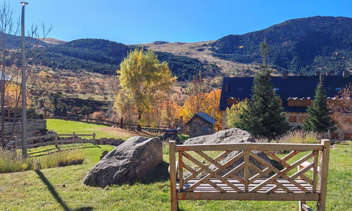 Pla de l'Ermita Apartment | Gemütliche Familienwohnung Muntanyó 1 Vall de Boí by Interhome