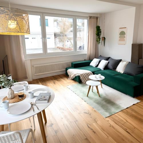 St. Gallen Apartment | Gemütliche und geräumige 2,5 Zimmer Wohnung mit kostenlosem Parkplatz