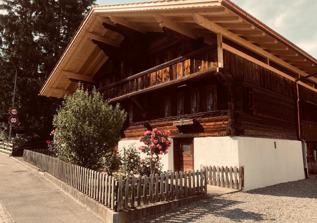 Wilderswil Apartment | Gemütliches Zuhause mit Ausblick