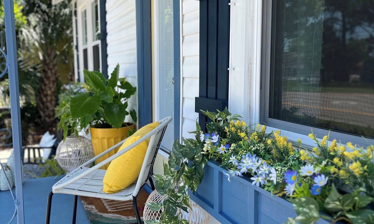 South Pensacola Cottage | ~Gem on G St~2BR~Downtown Pensacola~Furbabies~Walk to Restaurants & Supposey~