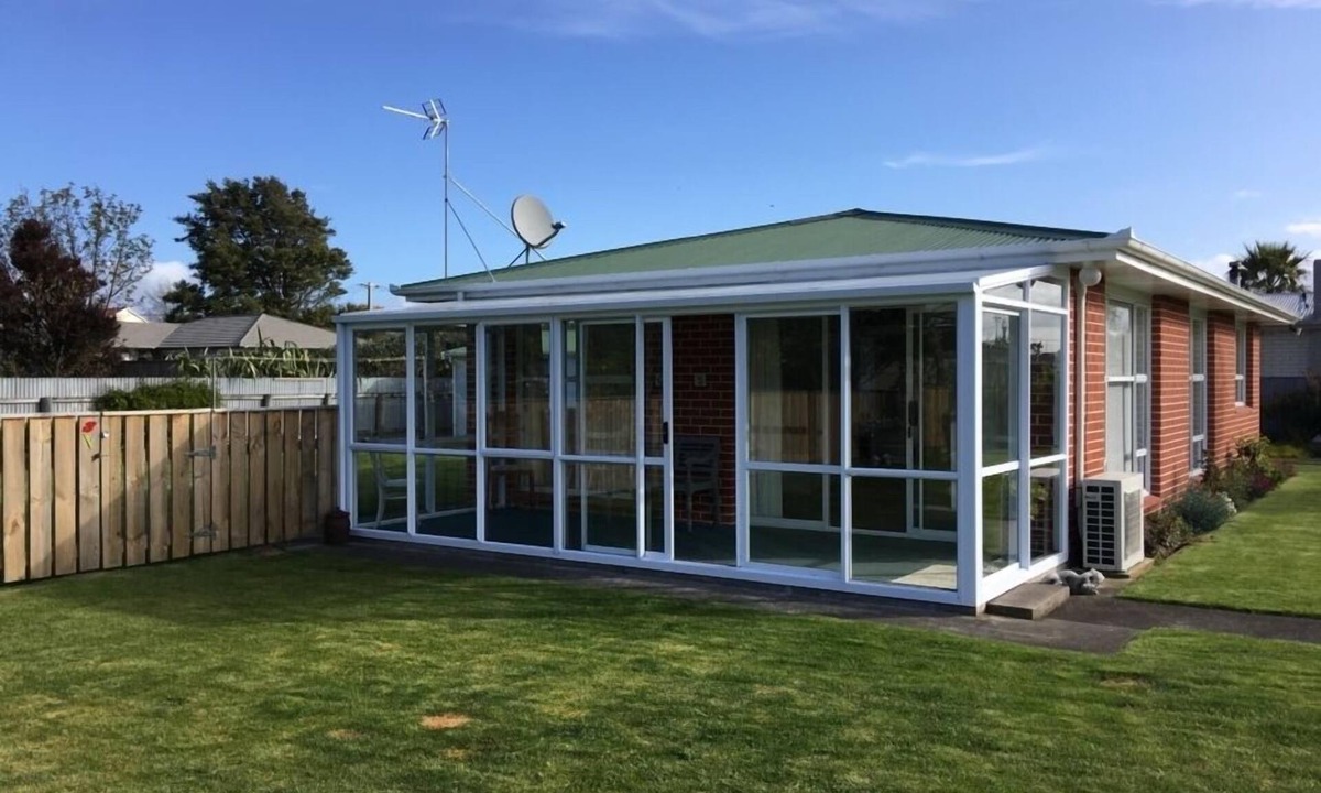 Martinborough House | GEM ON GREENAWAY MARTINBOROUGH