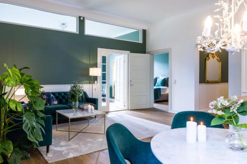 Augustenborg Hotel | Gem Suites Holiday Apartments