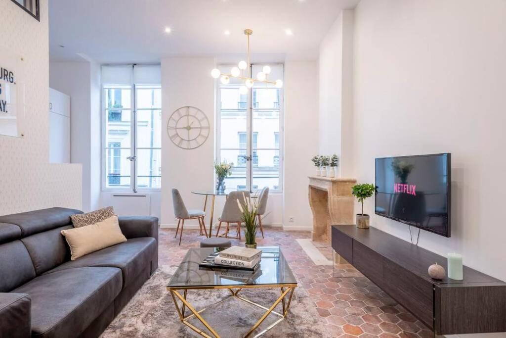 Quartier Sainte-Avoye Apartment | GemBnB Luxury Apartments - Résidence Montmorency Paris - Marais