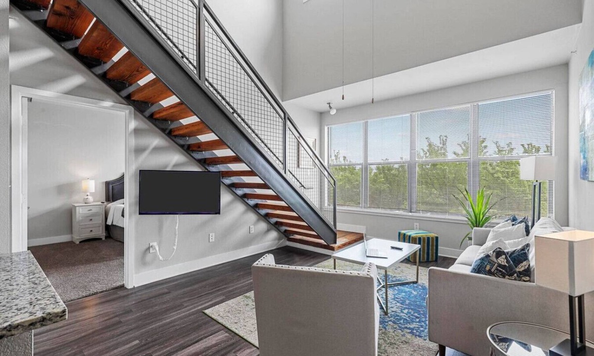 Downtown Fort Worth Condo | Generous space, up to 26% off - walk Downtown!