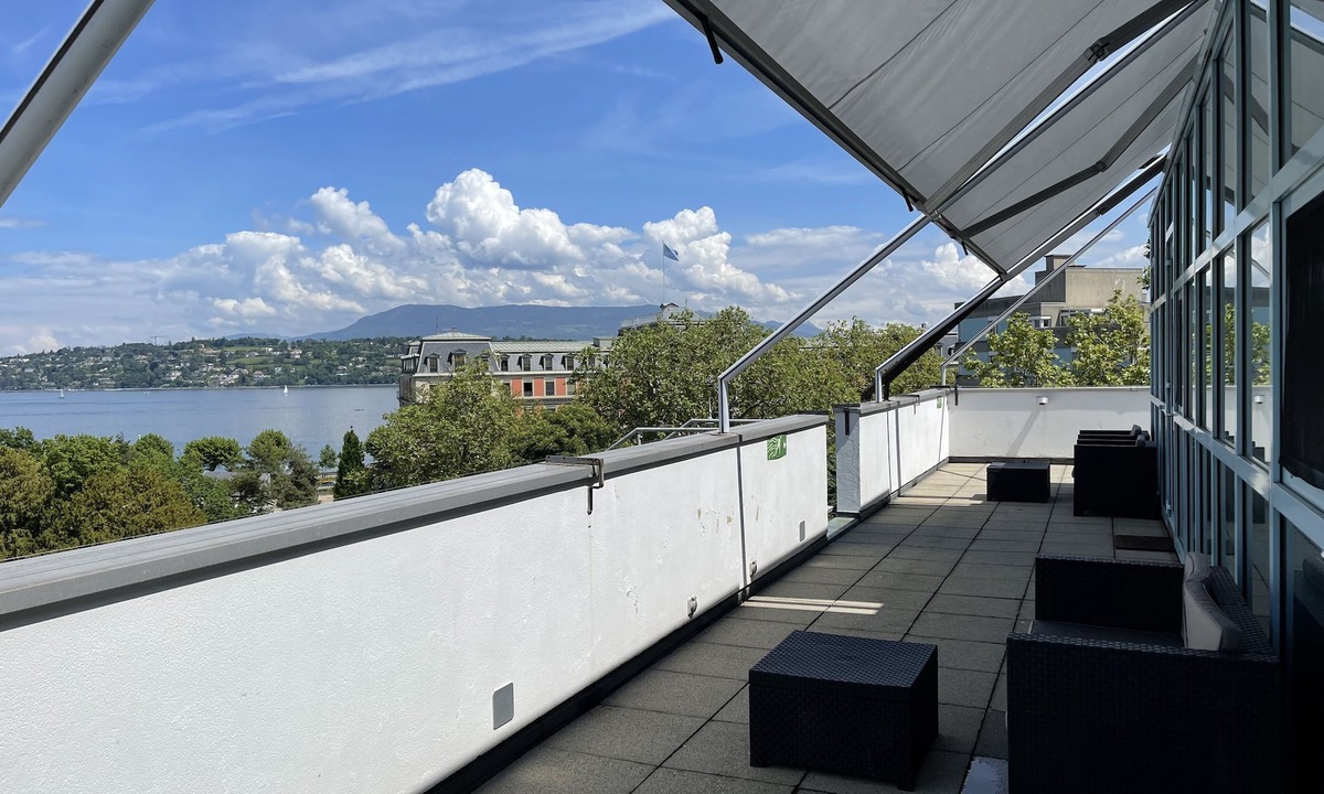 Le Prieure Hostel | Geneva Hostel