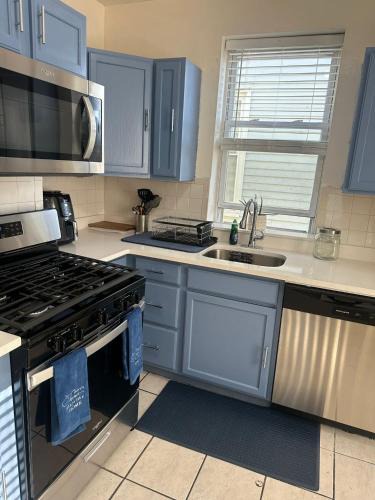 West Side Apartment | Genevieves lovely suite