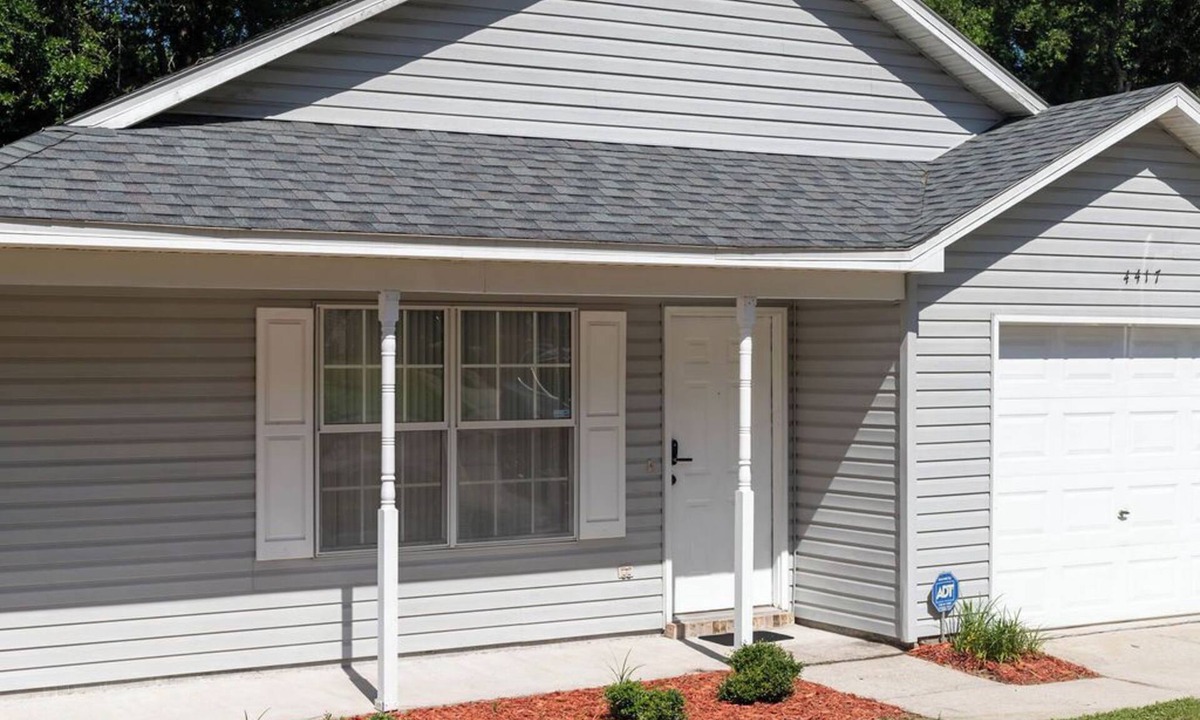 Tallahassee House | Genroc-"It's your home too"