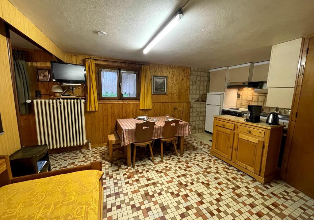 La Clusaz Apartment | GENTIANES 0 - Studio basic, centre village et proche pistes - Wifi