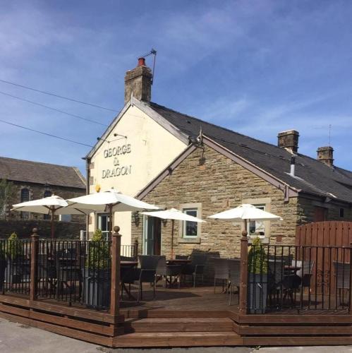 Holmesfield Hotel | George and Dragon