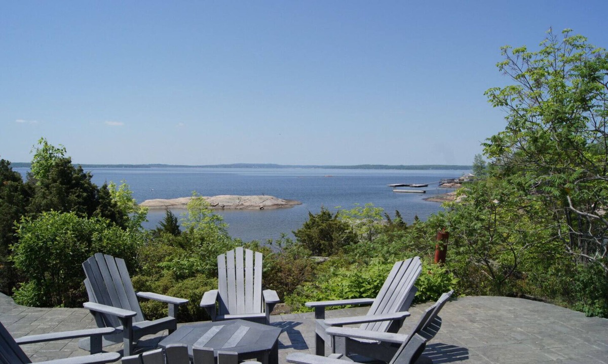 Lafontaine Cottage | Georgian Bay Family Cottage