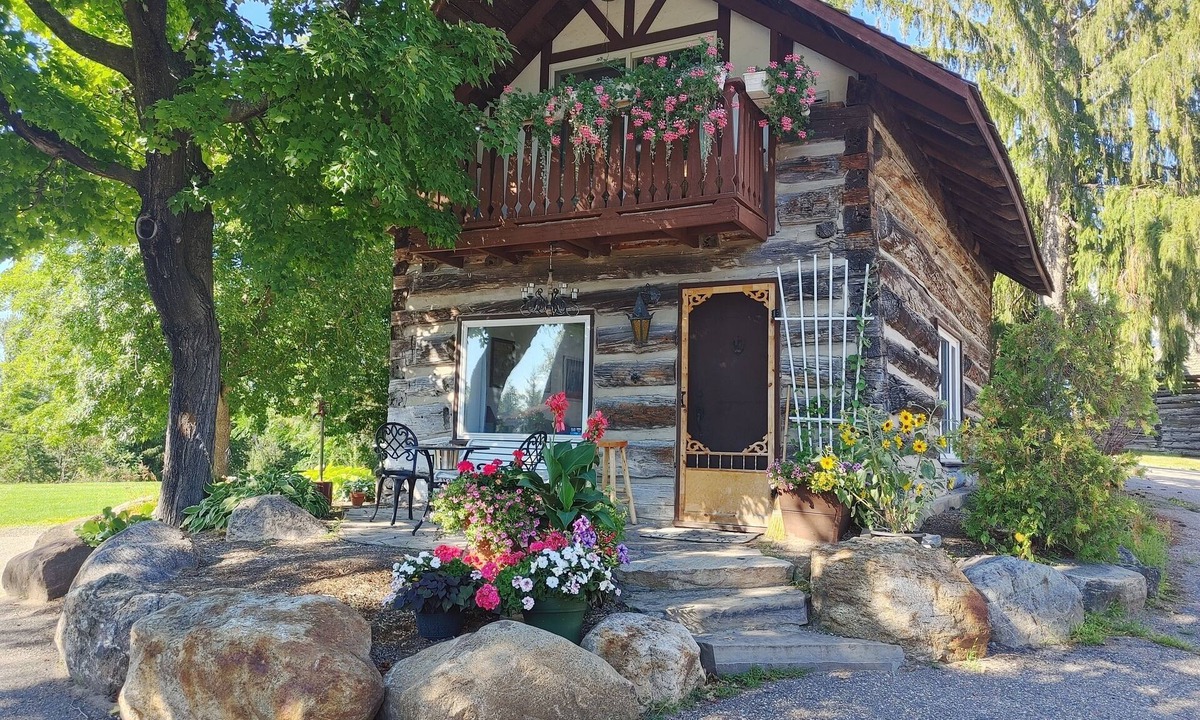 Killaloe Ski Chalet | Gerbers 1870 Chalet - A touch of Bavaria in Canada