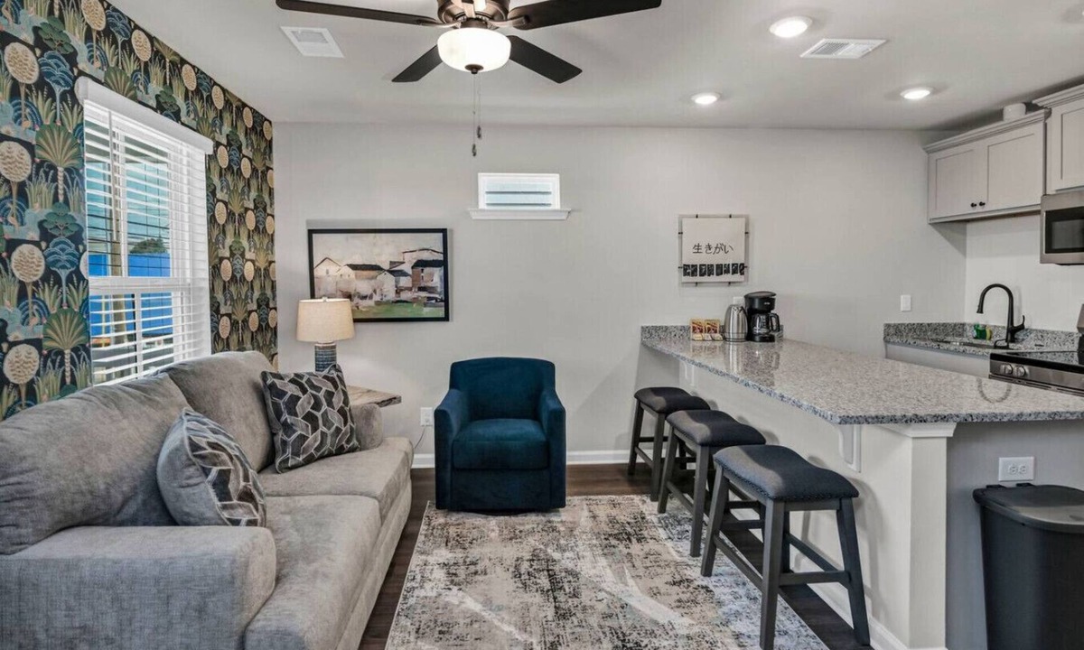 University Hill House | Gervais Cottage | The Pickens Cottages