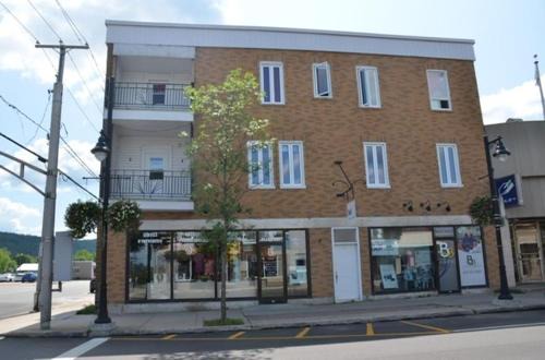 La Tuque Apartment | Gestion clin d’œil - 501