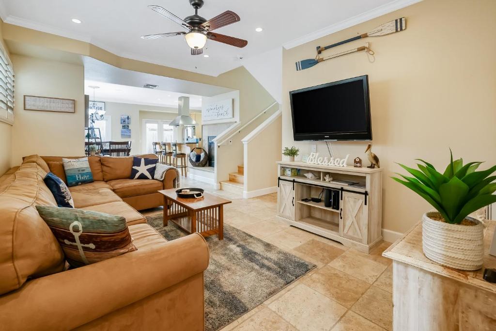 Oceano House | Get A Wave From It All