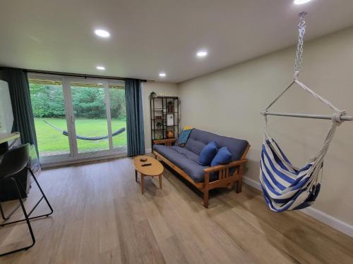 Thornton Apartment | Get Away at Gateway