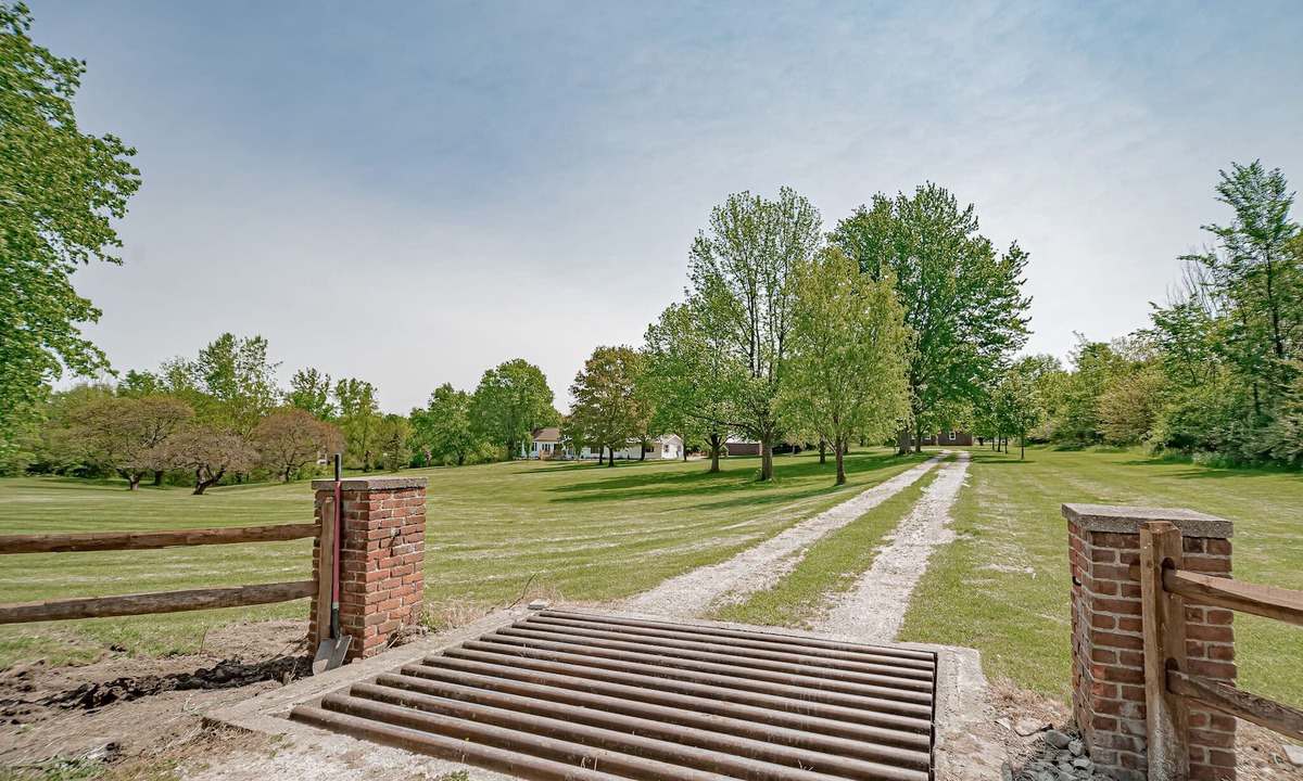 Saint Marys  Allen County House | Get Away From It All!