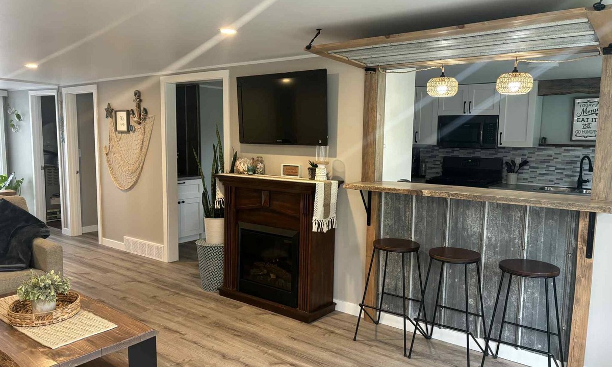 Harwich House | Getaway at the Bay 2