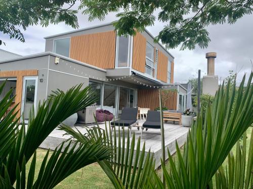 Whangapoua House | Getaway Bach Whangapoua