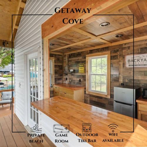 Taylorsville House | Getaway Cove Cottage with Private Beach