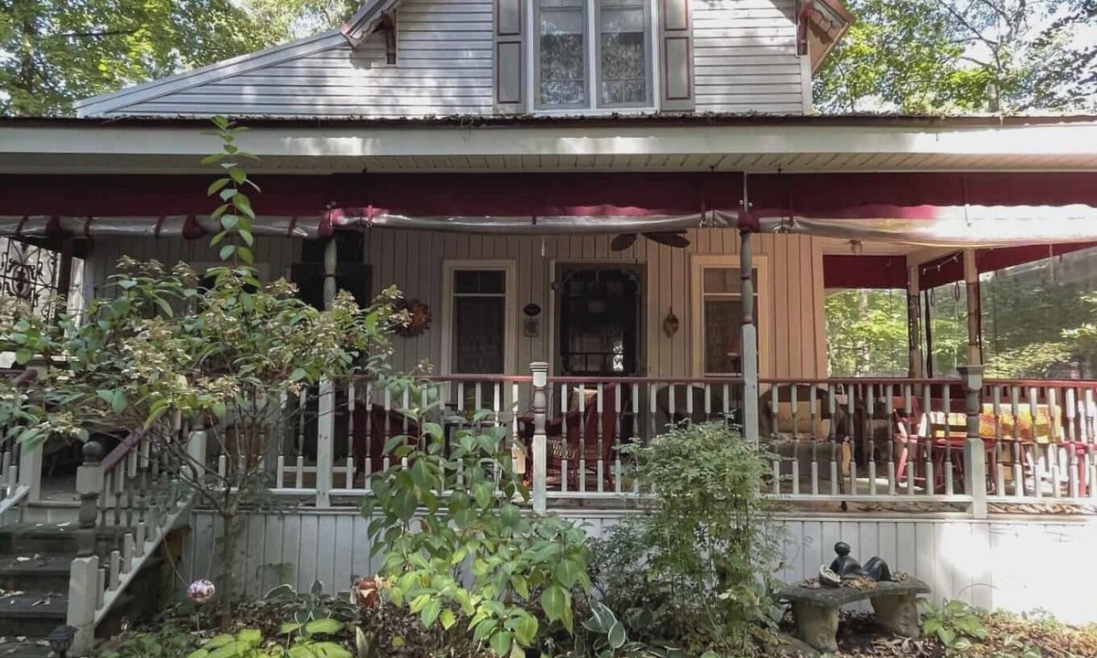 Mount Gretna Heights Cottage | Getaway Day