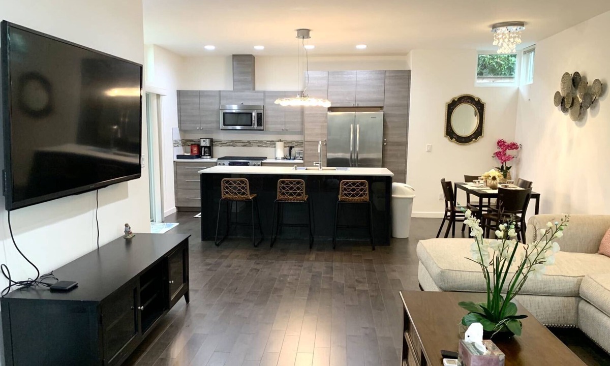 University District House | Getaway in Seattle, WA