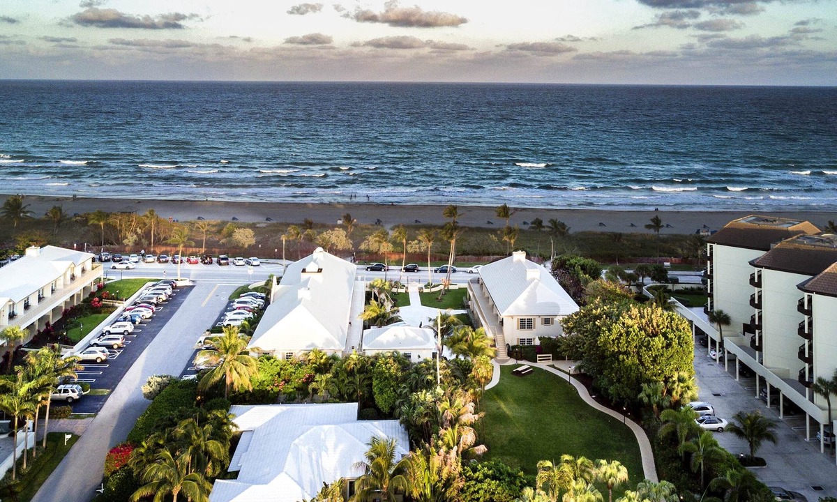 Delray Beach Condo | Getaways At Dover House