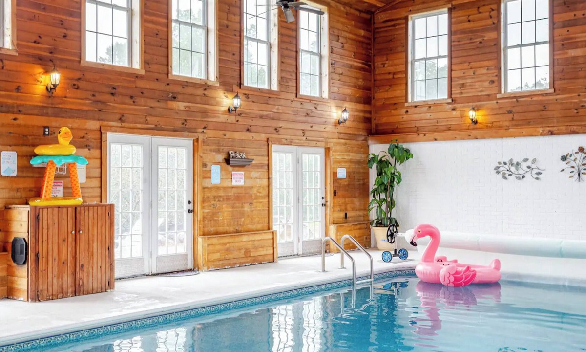 Orrtanna House | Gettysburg's only Heated Indoor Pool year-round! Game Room! Hot Tub extra Cost