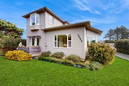 Bandon House | Ghost Tree Getaway