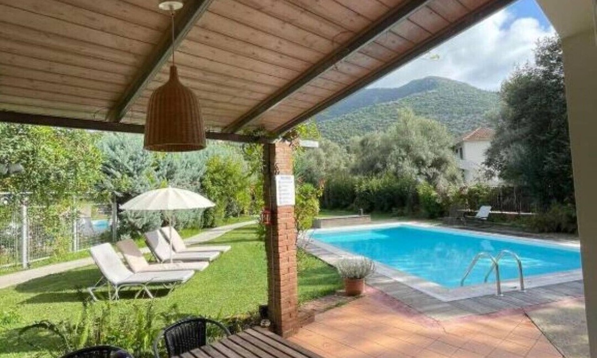 Mikros Gialos Villa | Gialos Villas 1