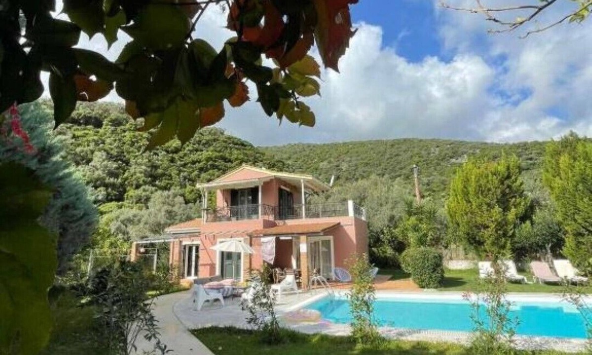 Mikros Gialos Villa | Gialos Villas 2