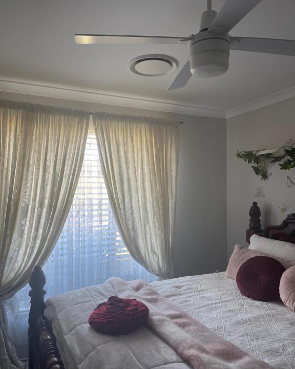 Muswellbrook House | Gibbagunyah Manor Coal & rail workers etc Only