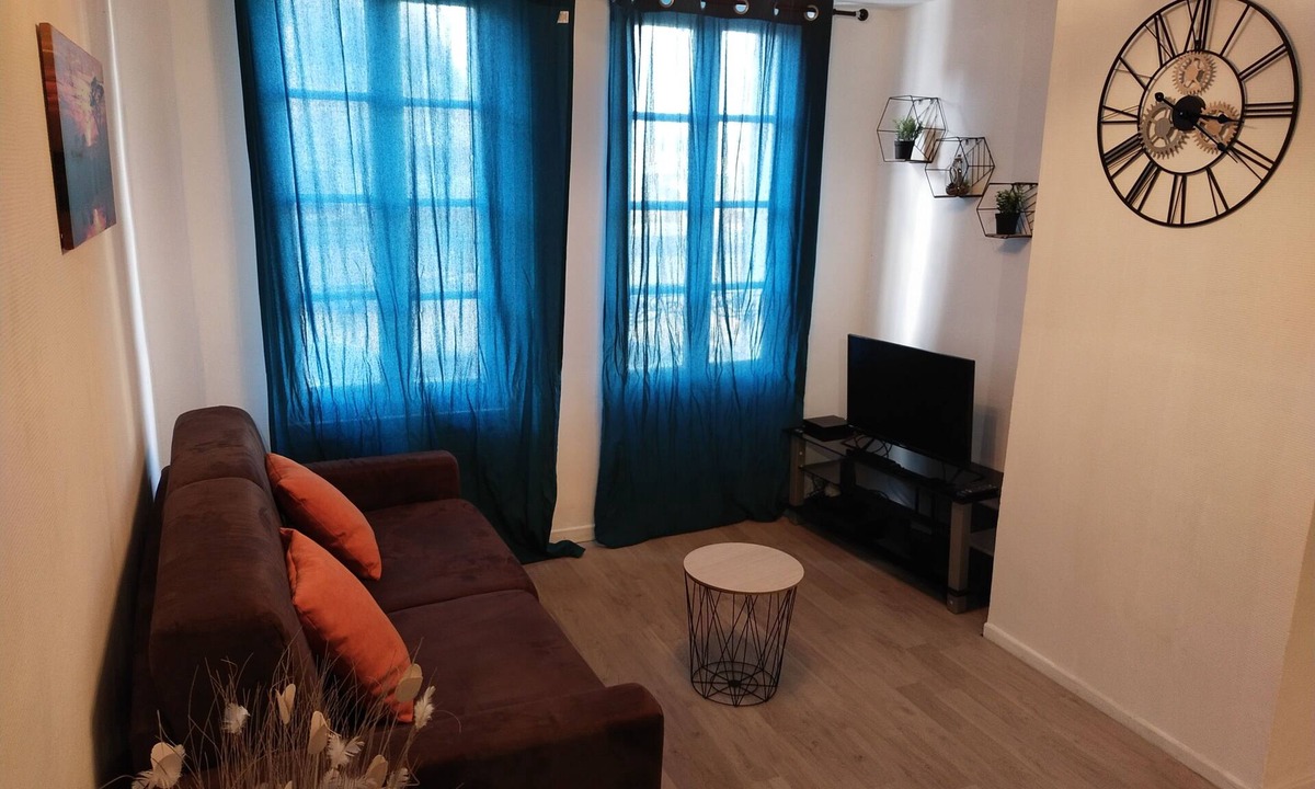 Poilly-lez-Gien House | Gien bridge