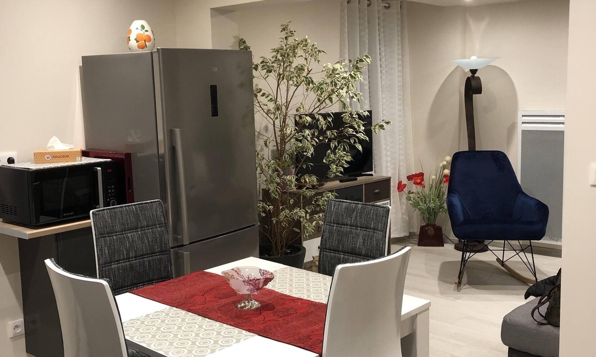 Sainte-Genevieve-des-Bois Apartment | Gijansèle Furnished accomodation