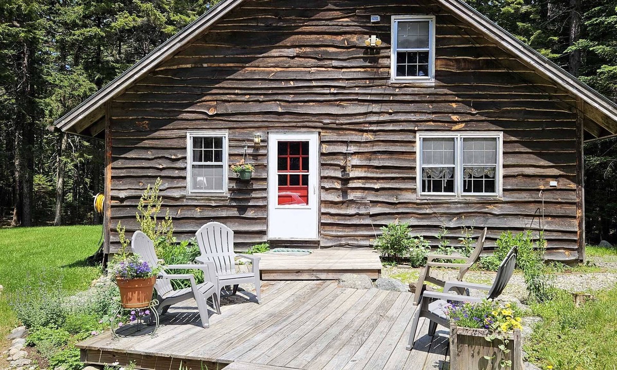 Southwest Harbor Cottage | Gilbert Cottage - wooded privacy in Southwest Harbor