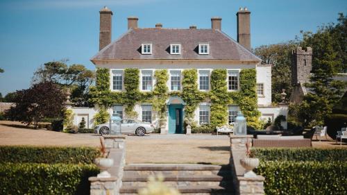 Gileston House | Gileston Manor Estate
