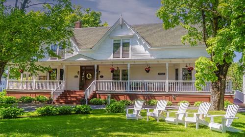Parrsboro Bed & Breakfast | Gillespie House Inn