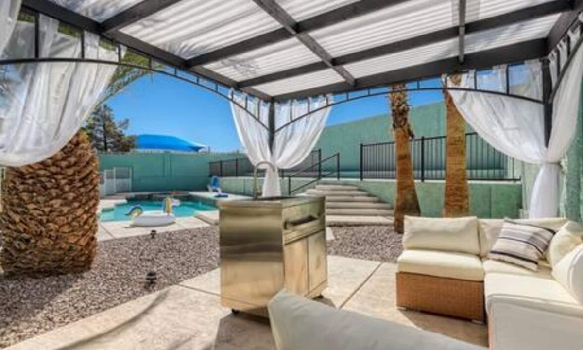Canyon Gate House | Gillette · Heated Pool with Cabana & Game-Room