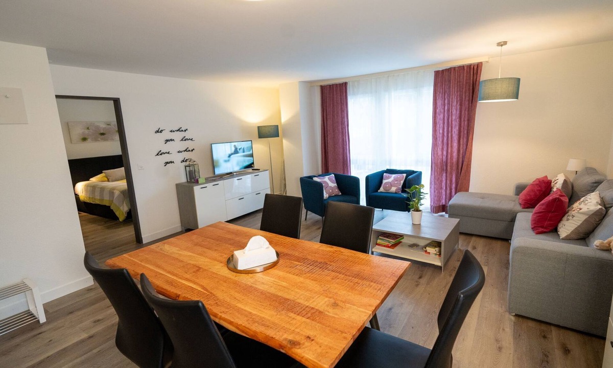 Stalden Apartment | Gina's Apartment - Nähe zu See und Berge by Interhome