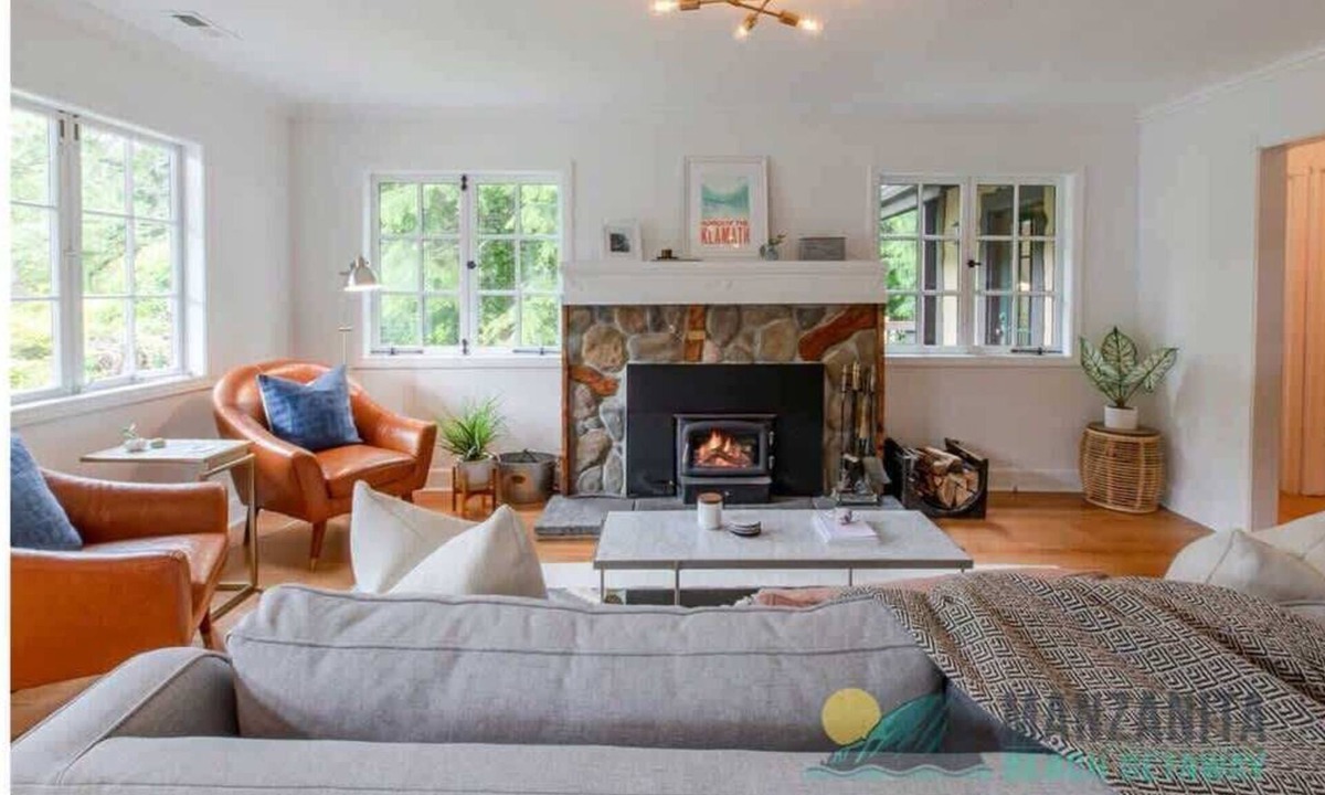 Neahkahnie Beach House | Gingerbread Haus